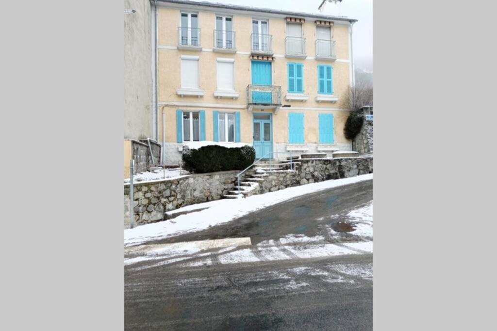 Appartement Familial - 2 Chambres Cauterets Bagian luar foto