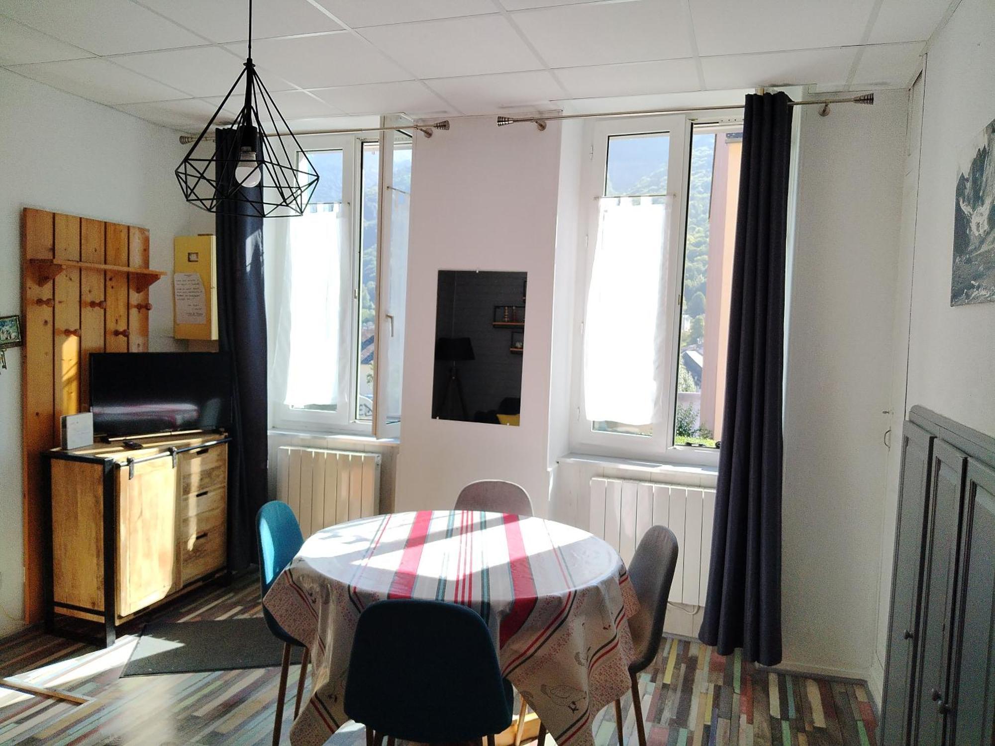 Appartement Familial - 2 Chambres Cauterets Bagian luar foto